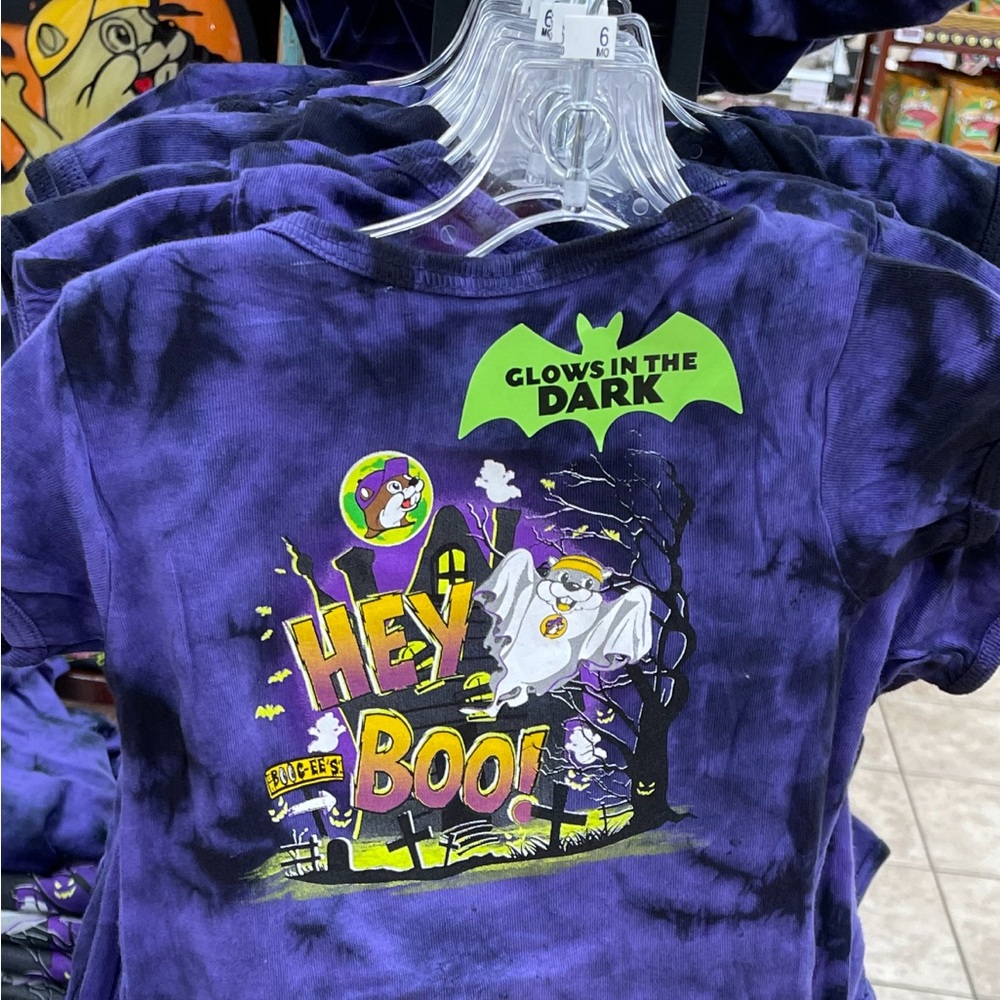 Buccee’s Halloween Tshirt size 4 T